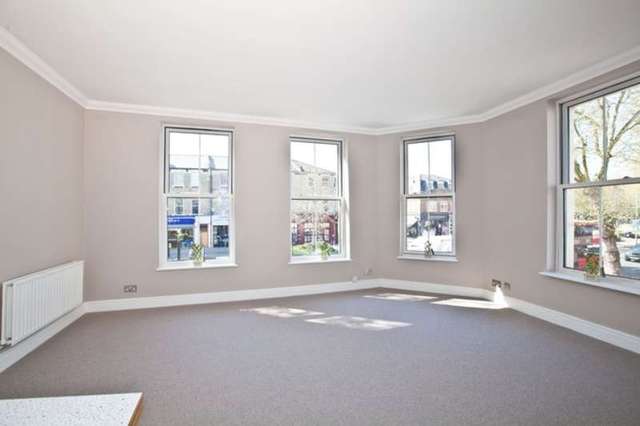  Image of 1 Bedroom Flat for sale at Chiswick, W4 1PP