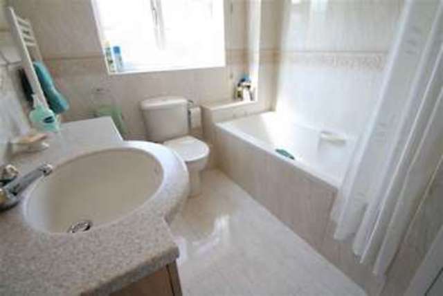  Image of 4 Bedroom Property for sale at Elmdon Coppice Solihull Solihull, B92 0PL