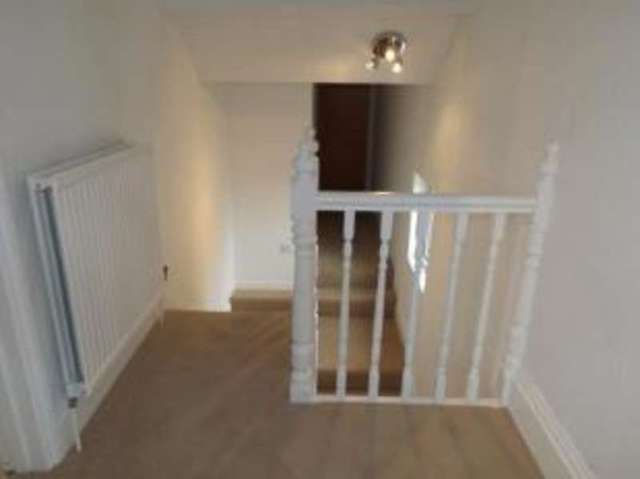  Image of 2 Bedroom Flat for sale at Exeter Devon Exwick, EX4 6AZ