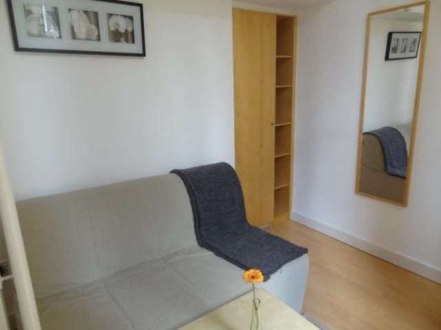  Image of Flat to rent at Fairholme Road  London, W14 9JZ