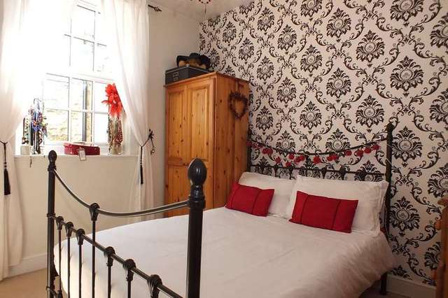  Image of 1 Bedroom Ground Flat for sale at Faringdon Faringdon, SN7 7JR