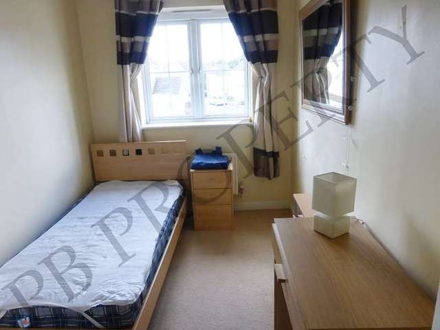  Image of 2 Bedroom Terraced to rent at Ffordd Melyn Mair  Llansamlet, SA7 9WS