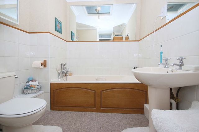  Image of 4 Bedroom Terraced for sale at Ford End  Woodford Green, IG8 0EG