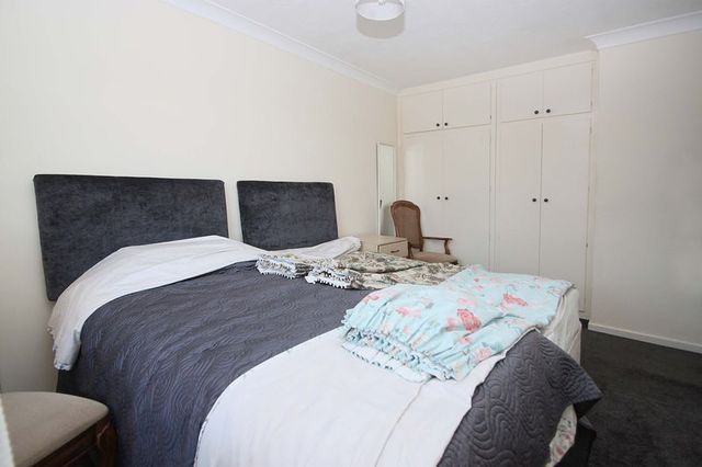  Image of 4 Bedroom Terraced for sale at Ford End  Woodford Green, IG8 0EG