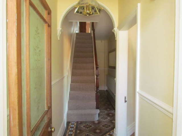  Image of 4 Bedroom Semi-Detached for sale at Worcester Worcestershire Worcester, WR5 1BT