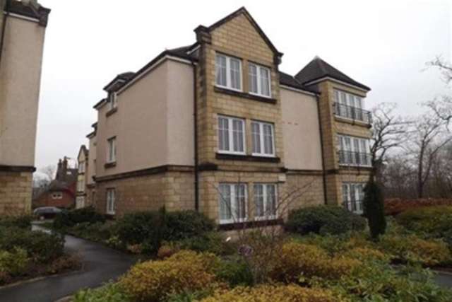  Image of 2 Bedroom Flat to rent at Paisley, PA2 6LD