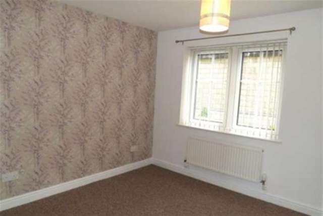  Image of 2 Bedroom Flat to rent at Paisley, PA2 6LD