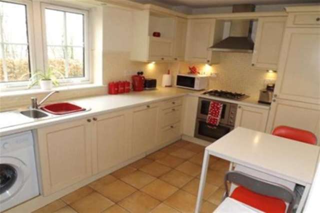  Image of 2 Bedroom Flat to rent at Paisley, PA2 6LD