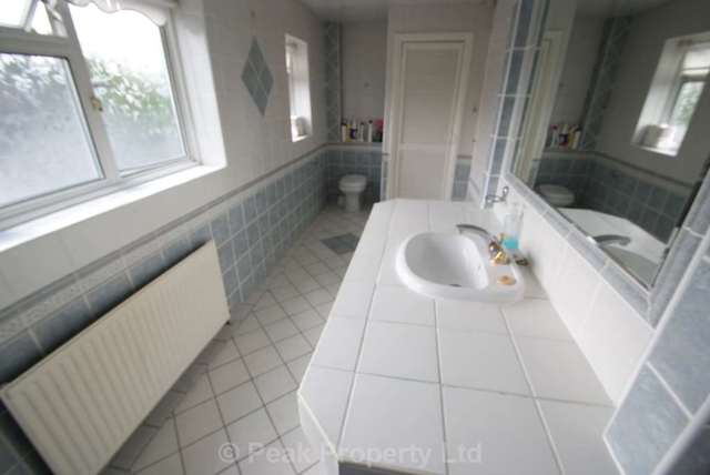  Image of 1 Bedroom House Share to rent at Evergreen Church Road  Hockley, SS5 4SS