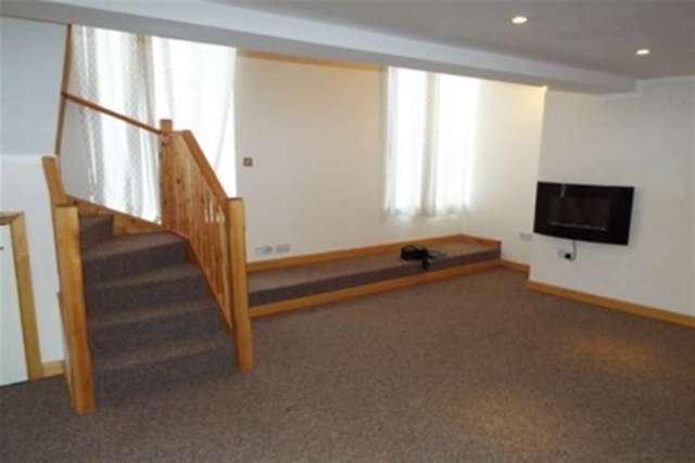  Image of 2 Bedroom Property to rent at Ramsgate, CT11 9AS