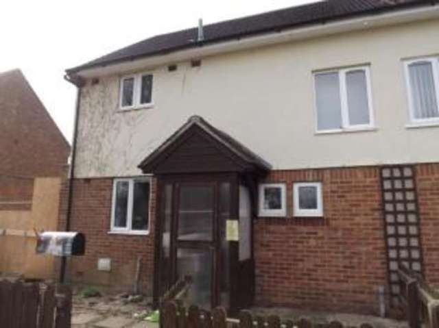  Image of 2 Bedroom Semi-Detached for sale at Witham St. Hughs Lincoln Thorpe on the Hill, LN6 9GA