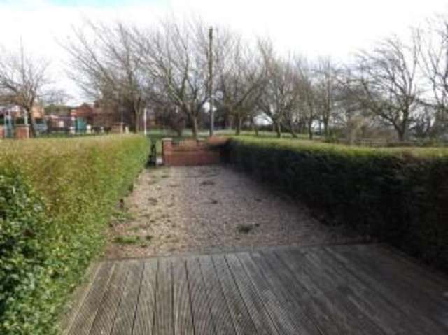  Image of 2 Bedroom End of Terrace for sale at Havercroft Wakefield Ryhill, WF4 2AN