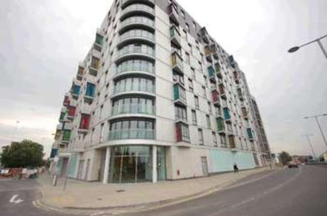  Image of 1 Bedroom Property to rent at Hermitage Chatham Place Reading Reading, RG1 7LF