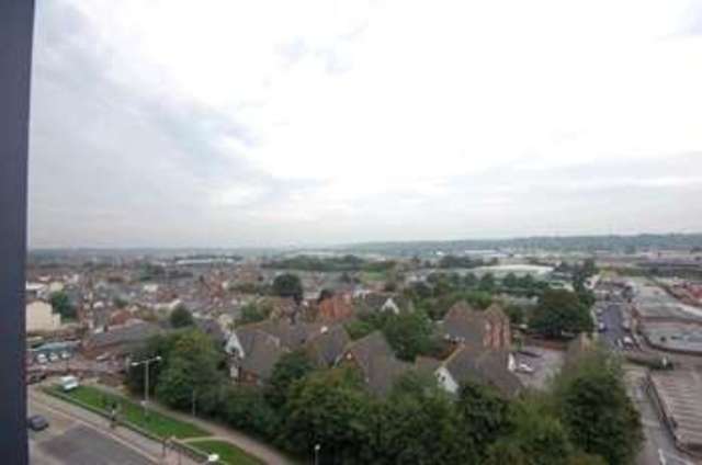  Image of 1 Bedroom Property to rent at Hermitage Chatham Place Reading Reading, RG1 7LF