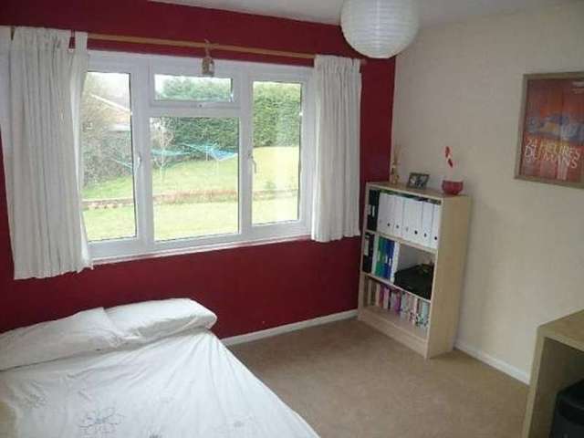  Image of 2 Bedroom Flat to rent at Chandler
