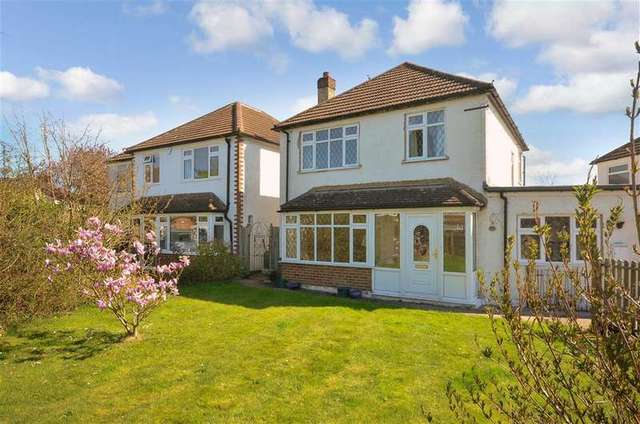  Image of 3 Bedroom Detached for sale at Reigate Surrey Reigate, RH2 8ER