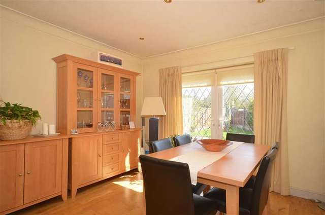 Image of 3 Bedroom Detached for sale at Reigate Surrey Reigate, RH2 8ER