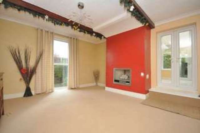  Image of 4 Bedroom Detached to rent at Horbury Road  Wakefield, WF2 8RE