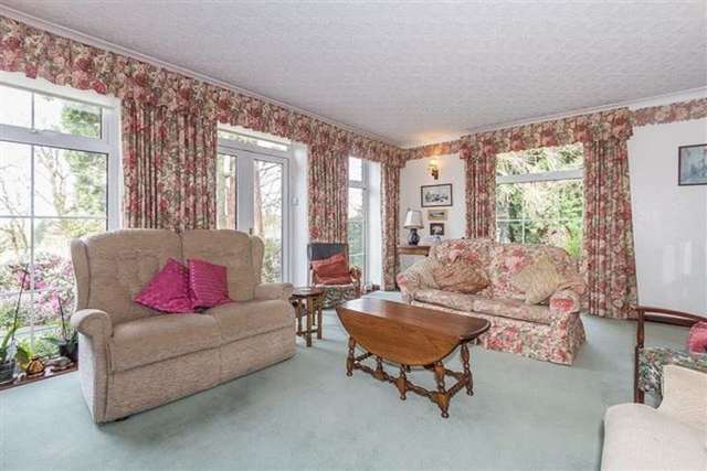  Image of 4 Bedroom Detached for sale at Finstall Park Walnut Lane Bromsgrove, B60 3BU
