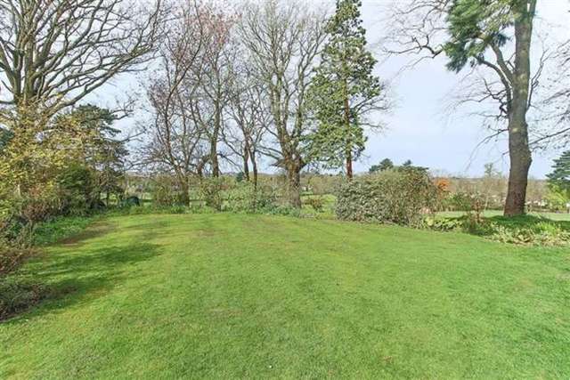  Image of 4 Bedroom Detached for sale at Finstall Park Walnut Lane Bromsgrove, B60 3BU