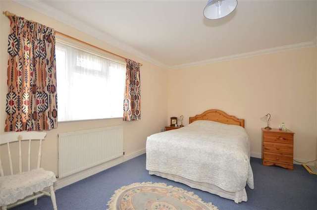  Image of 3 Bedroom Terraced for sale at Hurst Point View Totland Bay Totland Bay, PO39 0BF