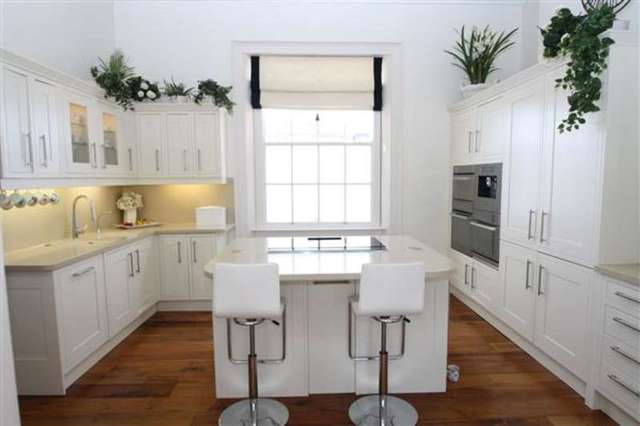  Image of 3 Bedroom Terraced for sale at Worthing, BN11 1TA