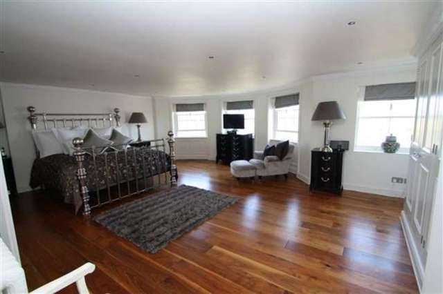  Image of 3 Bedroom Terraced for sale at Worthing, BN11 1TA