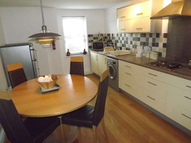  Image of 2 Bedroom Flat for sale at Torquay St Marychurch, TQ1 1QP