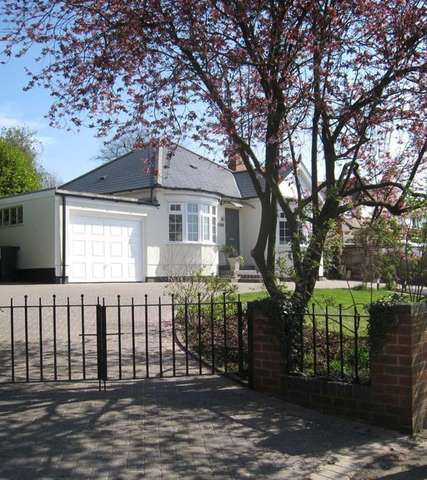  Image of 3 Bedroom Detached for sale at Malvern Road Lickey Birmingham, B45 8EX