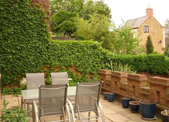  Image of 4 Bedroom Semi-Detached for sale at Kingsthorpe Northampton Northamptonshire, NN2 6QJ
