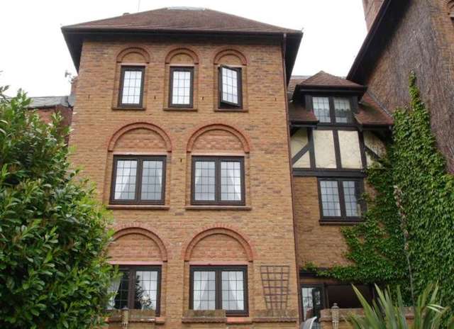  Image of 4 Bedroom Semi-Detached for sale at Kingsthorpe Northampton Northamptonshire, NN2 6QJ