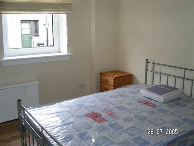  Image of 2 Bedroom Flat to rent at Bathgate West Lothian West Lothian, EH48 1PT