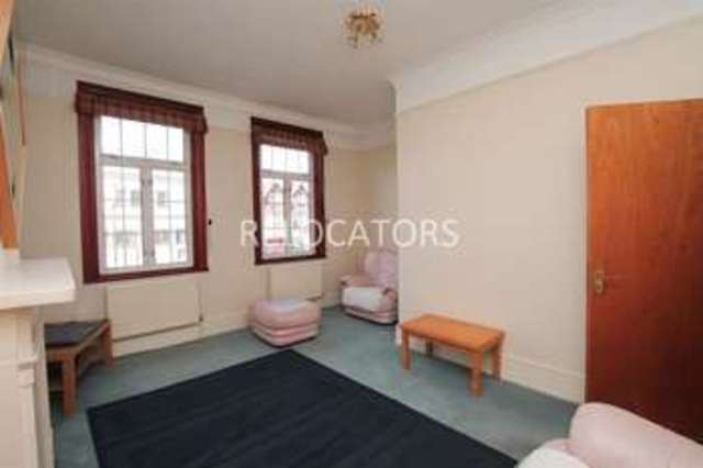  Image of 2 Bedroom Flat to rent at Mile End Road  London, E1 4LJ