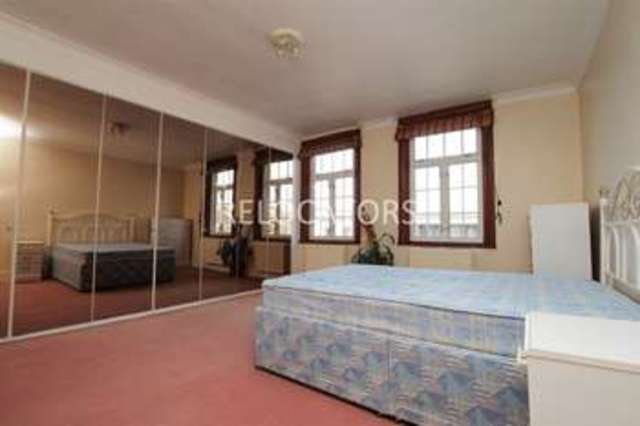  Image of 2 Bedroom Flat to rent at Mile End Road  London, E1 4LJ