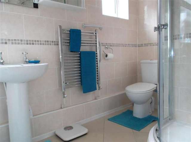  Image of 2 Bedroom Bungalow for sale at Birchington Kent Birchington, CT7 9NR