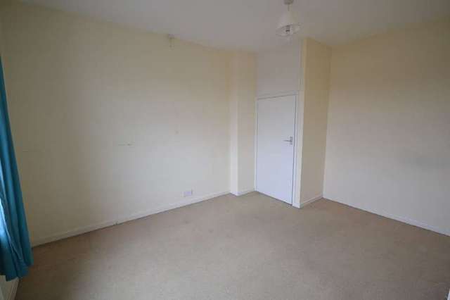  Image of 3 Bedroom Semi-Detached for sale at Wakefield West Yorkshire, WF2 8EN