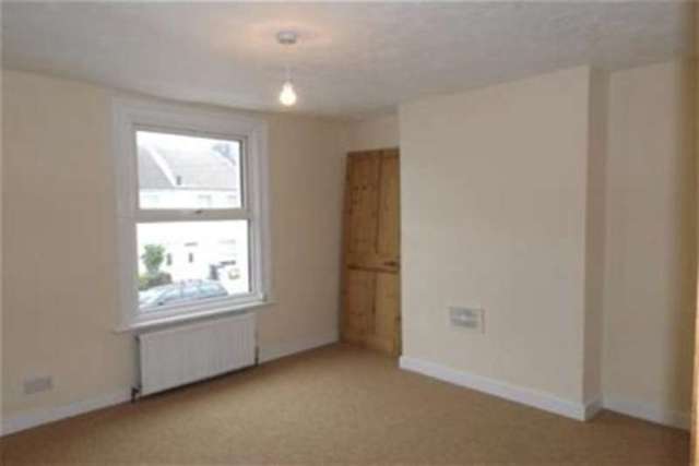  Image of 2 Bedroom Detached to rent at Worthing, BN11 1LB