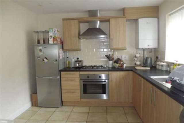  Image of 3 Bedroom Semi-Detached to rent at Liverpool, L9 3DG