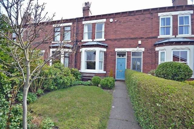  Image of 4 Bedroom Terraced for sale at Walton Wakefield West Yorkshire, WF2 6NL