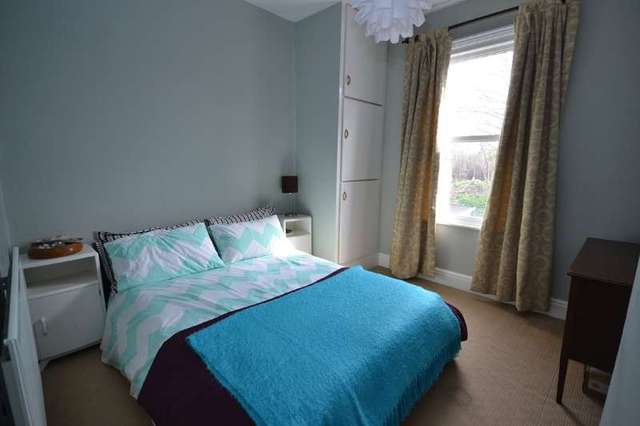  Image of 4 Bedroom Terraced for sale at Walton Wakefield West Yorkshire, WF2 6NL