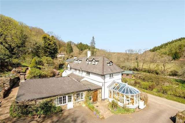  Image of 6 Bedroom Detached to rent at Oakford Bridge Bampton Tiverton, EX16 9JA