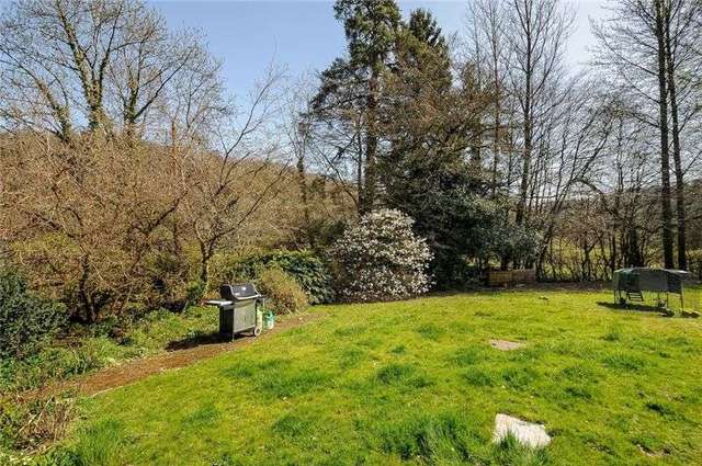  Image of 6 Bedroom Detached to rent at Oakford Bridge Bampton Tiverton, EX16 9JA