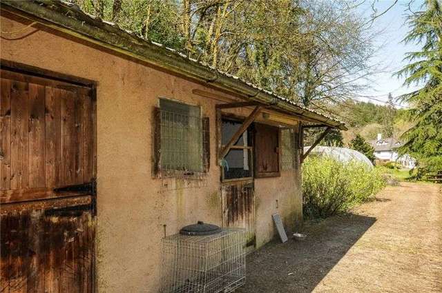  Image of 6 Bedroom Detached to rent at Oakford Bridge Bampton Tiverton, EX16 9JA