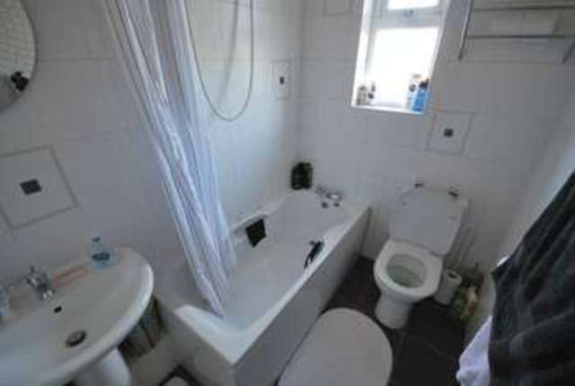  Image of 2 Bedroom Flat for sale at Orchard Close Longford Gloucester, GL2 9BB