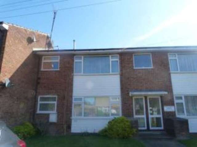  Image of 2 Bedroom Flat for sale at Rainham  Rainham, RM13 9PB
