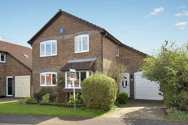  Image of 4 Bedroom Detached for sale at Canterbury, CT1 3YE