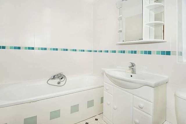  Image of 4 Bedroom Detached for sale at Canterbury, CT1 3YE