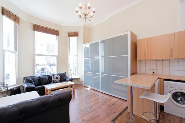 Image of Studio to rent at Russell Road  Kensington, W14 8HU
