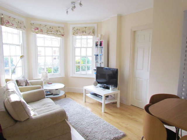  Image of 1 Bedroom Flat for sale at Worcester Worcestershire Worcester, WR1 1UA