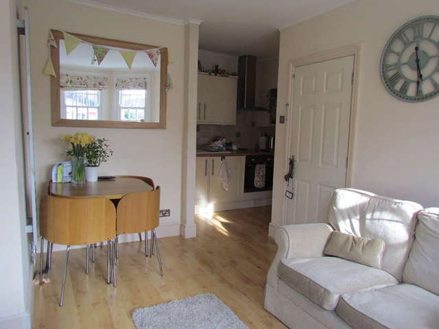  Image of 1 Bedroom Flat for sale at Worcester Worcestershire Worcester, WR1 1UA